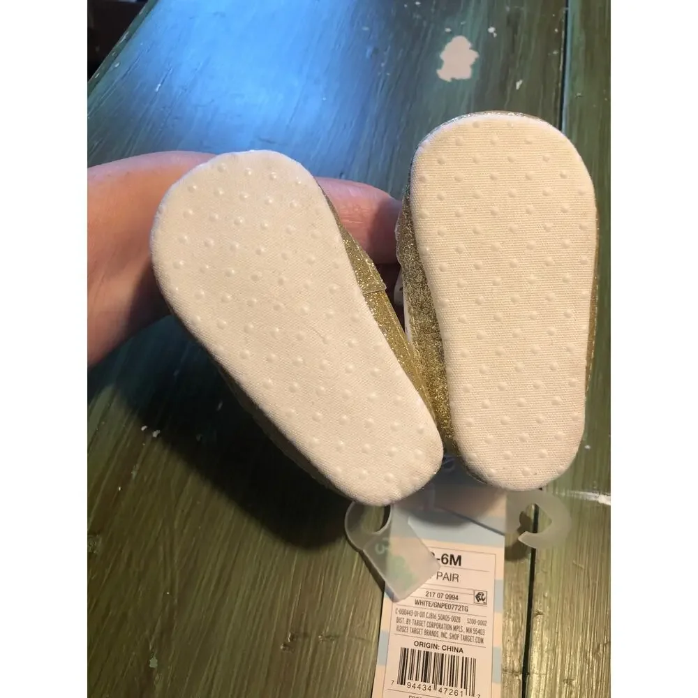 Cat & Jack NWT White Eyelet Baby Shoes with Gold Accents Size 3-6 Months